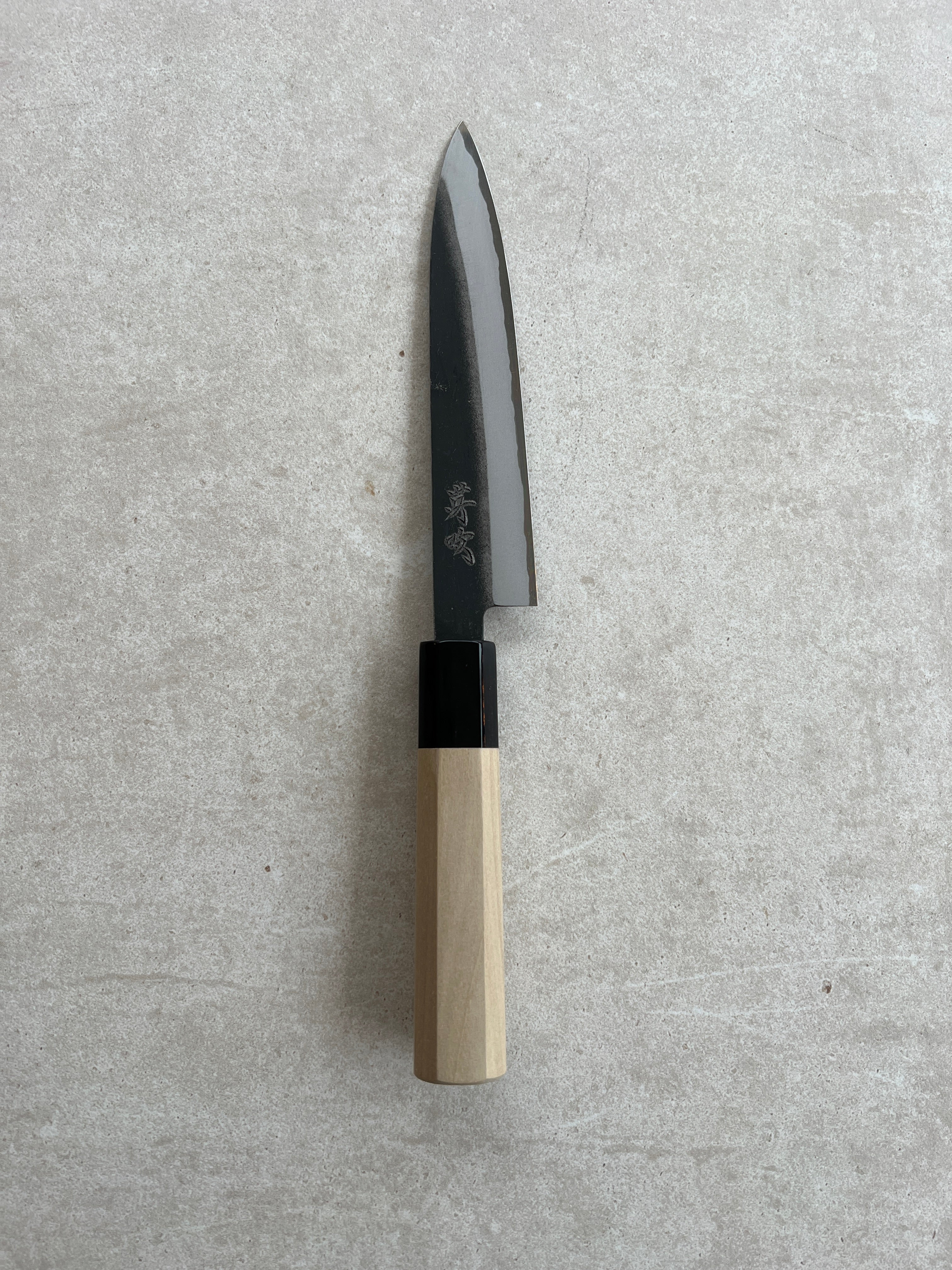 Petty 150 mm Shirogami #2 kurouchi - Magnolia og Bøffelhorn