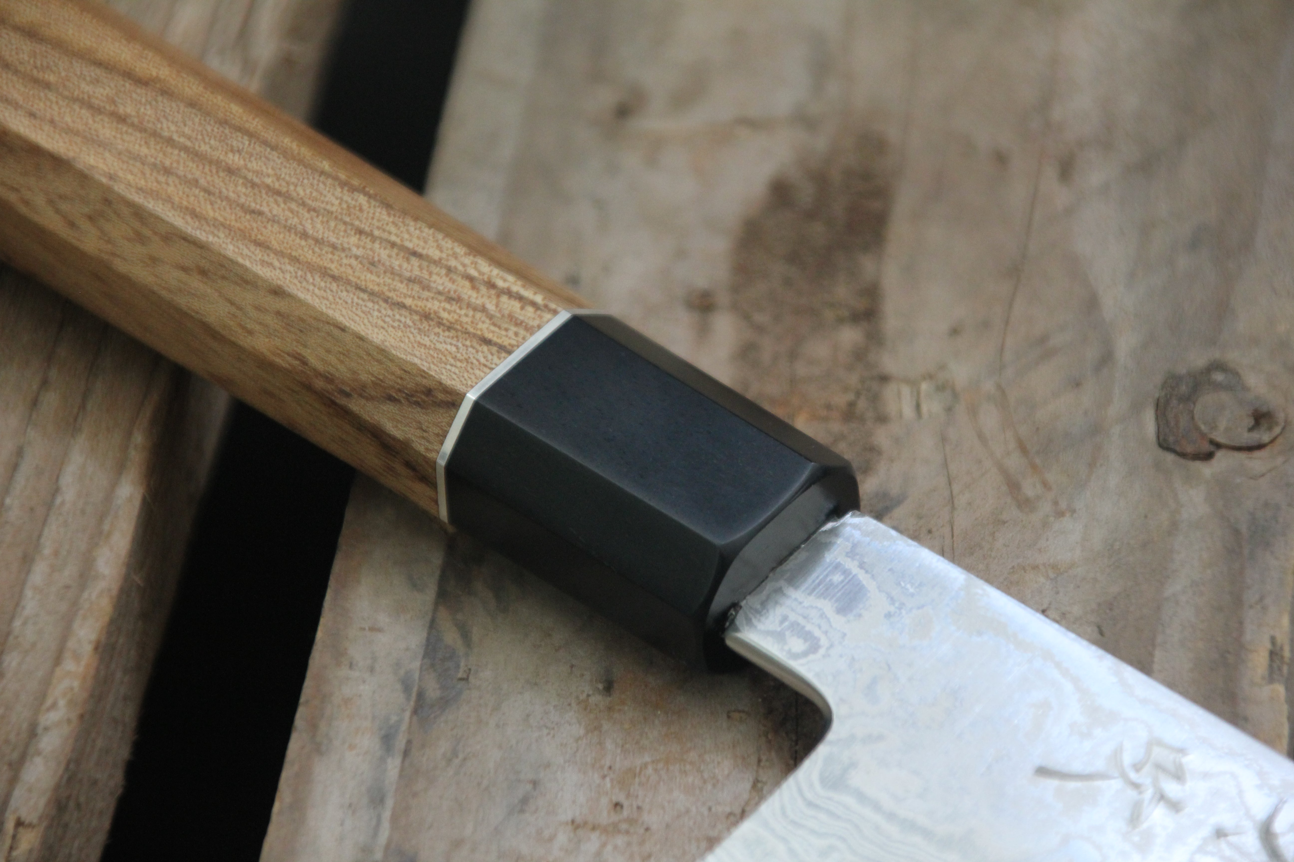 Gyuto 240 mm aus10 - African Blackwood, Sølv og Elm